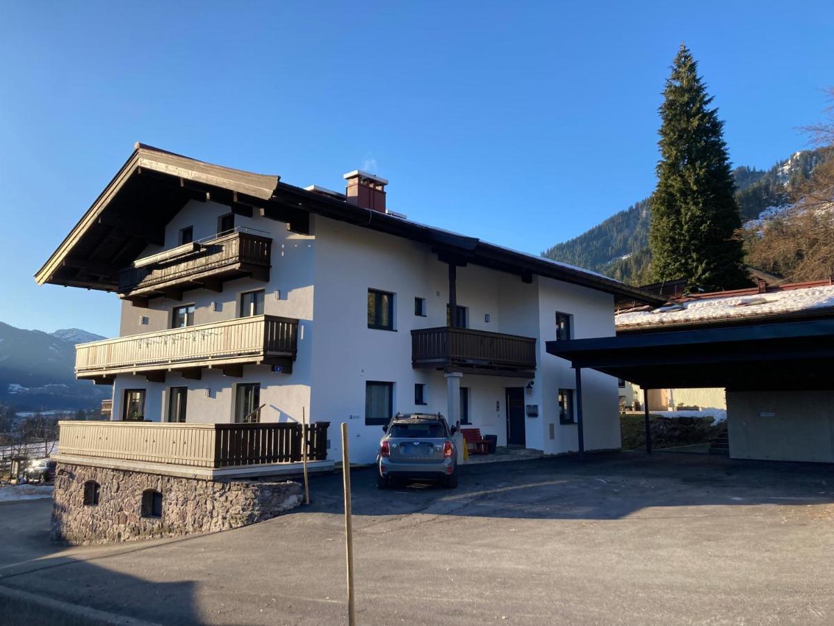 Fruehstueckspension & Appartements Eugenie Kitzbühel Esterno foto